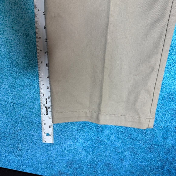 IZOD American Chino Pants Tan 34x34 Flat Front Straight Fit Wrinkle Free NWT - Picture 5 of 16